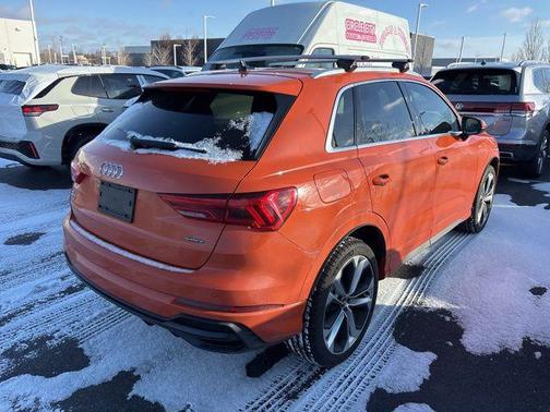 2019 Audi Q3 2.0T S line Premium Plus