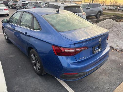 2024 Volkswagen Jetta 1.5T SE