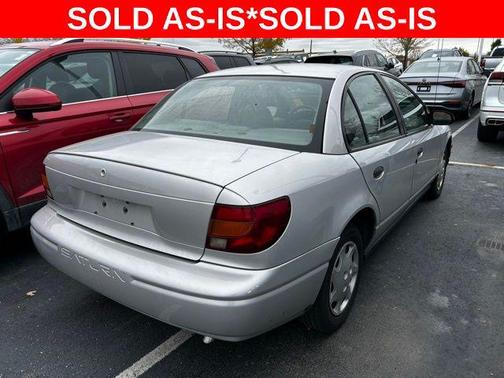 2001 Saturn SL 1