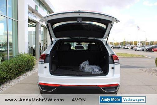 2026 Volkswagen Atlas Cross Sport 2.0T SE