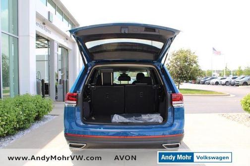 2025 Volkswagen Atlas 2.0T SE