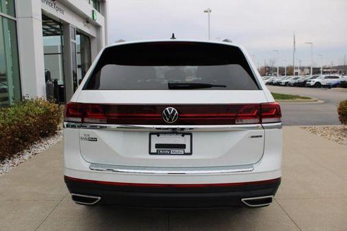 2026 Volkswagen Atlas 2.0T SE