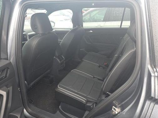 2022 Volkswagen Tiguan 2.0T SEL R-Line 4MOTION