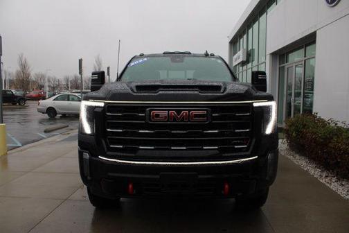 2024 GMC Sierra 2500 AT4