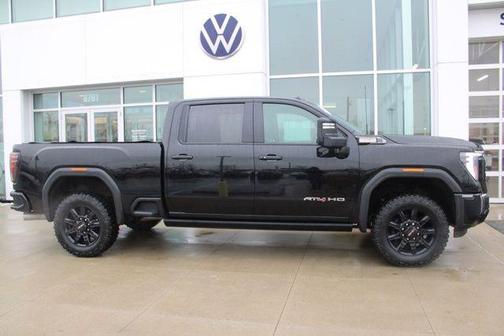 2024 GMC Sierra 2500 AT4