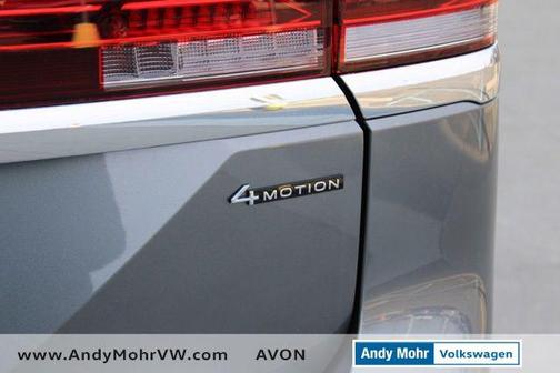 2025 Volkswagen Atlas 2.0T SE w/Technology 4MOTION