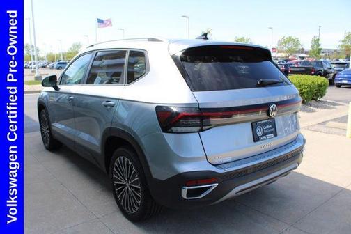 Pyrite Silver Metallic 2025 Volkswagen Taos 1.5T SE