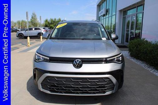 Pyrite Silver Metallic 2025 Volkswagen Taos 1.5T SE