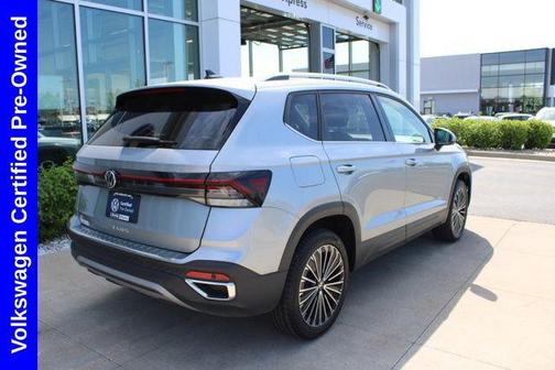 Pyrite Silver Metallic 2025 Volkswagen Taos 1.5T SE