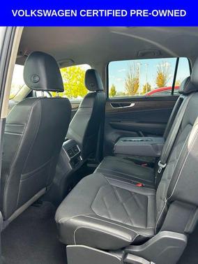 2025 Volkswagen Atlas 2.0T SE w/Technology 4MOTION