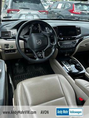 2020 Honda Pilot Touring 8-Passenger