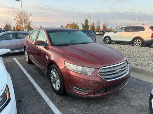 2014 Ford Taurus SEL