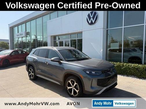 platinum gray metallic 2026 Volkswagen Tiguan 2.0T SE 4MOTION