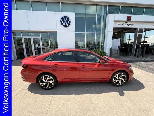 Kings Red Metallic 2025 Volkswagen Jetta 1.5T SEL