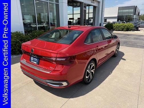Kings Red Metallic 2025 Volkswagen Jetta 1.5T SEL