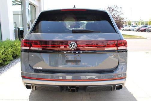 2025 Volkswagen Atlas 2.0T Peak Edition
