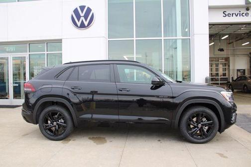 2026 Volkswagen Atlas Cross Sport 2.0T SEL