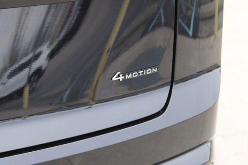 2026 Volkswagen Atlas Cross Sport 2.0T SEL