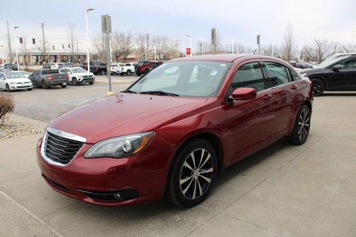 2014 Chrysler 200 Limited