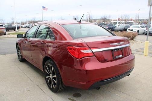 2014 Chrysler 200 Limited