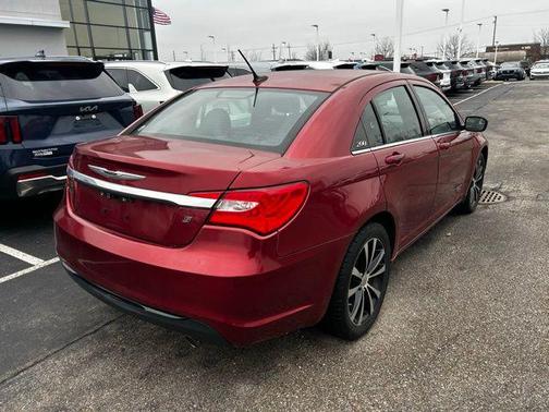 2014 Chrysler 200 Limited