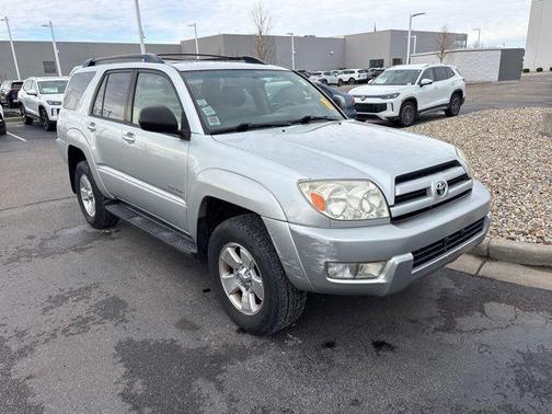 2004 Toyota 4Runner SR5