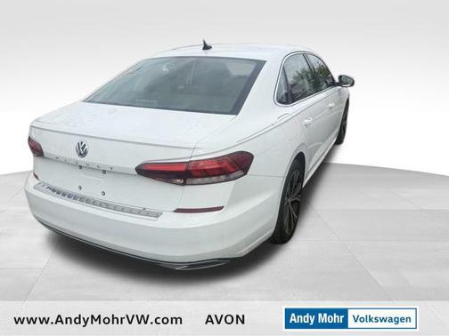 2021 Volkswagen Passat 2.0T SE