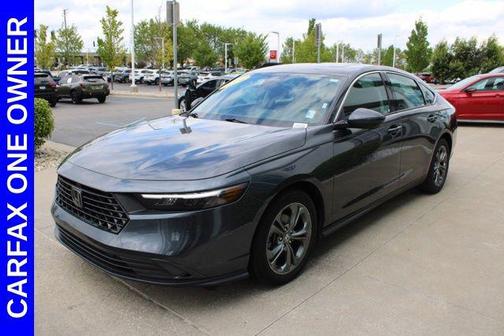 Crystal Black Pearl 2024 Honda Accord EX