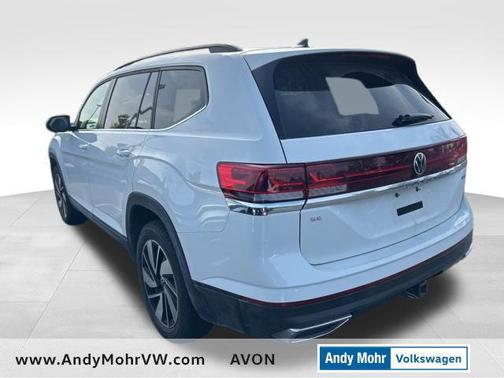 2024 Volkswagen Atlas 2.0T SE w/Technology 4MOTION