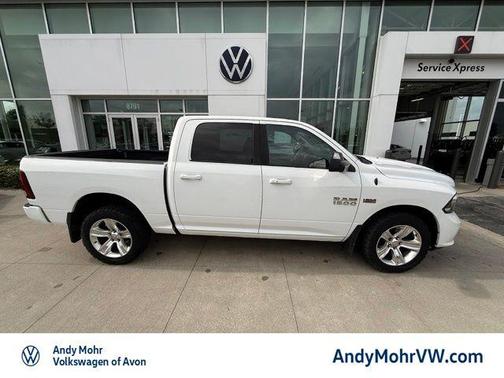 Bright White Clearcoat 2017 RAM 1500 Sport