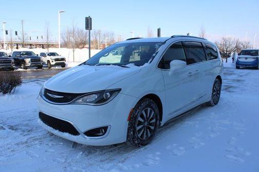 2019 Chrysler Pacifica Touring-L Plus