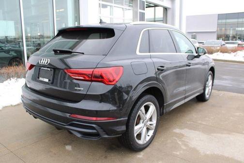 2020 Audi Q3 Premium S line