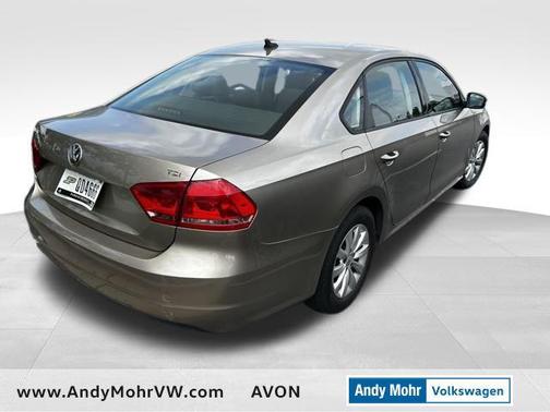 2015 Volkswagen Passat 1.8T S