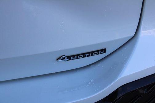 2025 Volkswagen Tiguan 2.0T SE R-Line Black 4MOTION