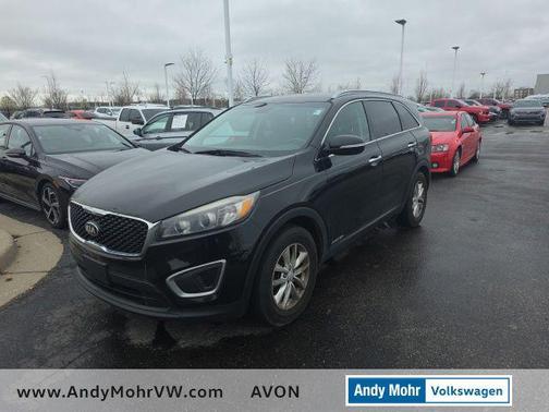Ebony Black 2016 Kia Sorento LX