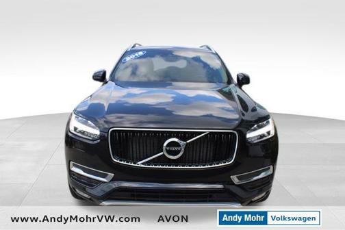 2016 Volvo XC90 T6 Momentum