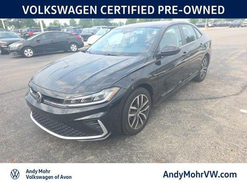 Black 2025 Volkswagen Jetta 1.5T SE