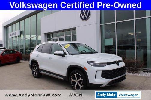 Pure White 2025 Volkswagen Tiguan 2.0T SE 4MOTION