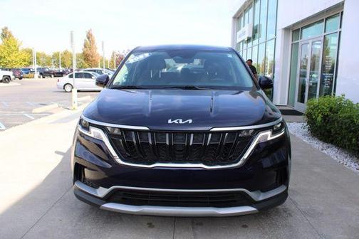 2023 Kia Carnival LX