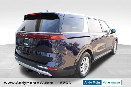2023 Kia Carnival LX