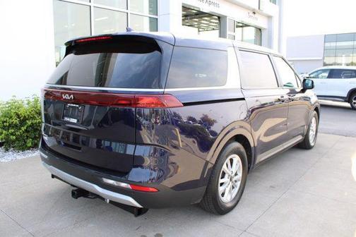 2023 Kia Carnival LX