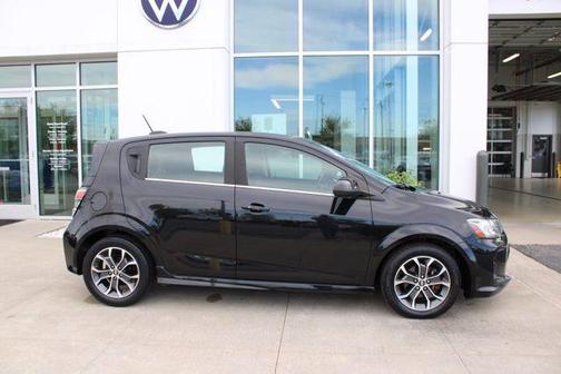 2017 Chevrolet Sonic LT