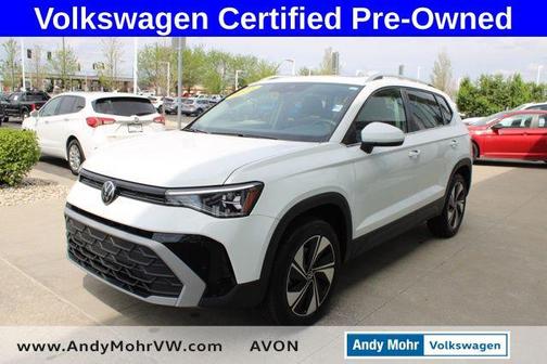 Pure White 2025 Volkswagen Taos 1.5T SE