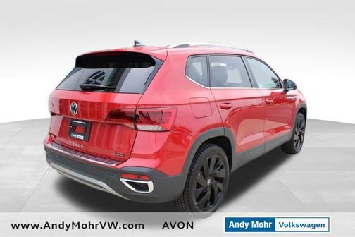 2024 Volkswagen Taos 1.5T SEL