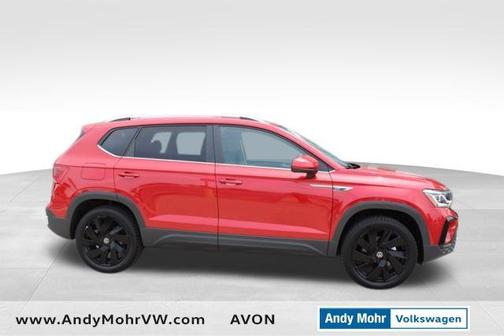 2024 Volkswagen Taos 1.5T SEL