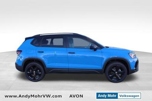 2025 Volkswagen Taos 1.5T SE Black