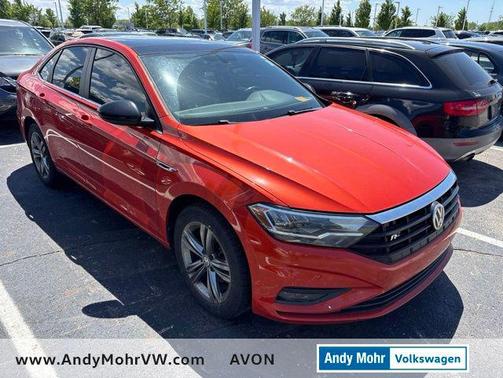 Orange Metallic 2019 Volkswagen Jetta 1.4T R-Line