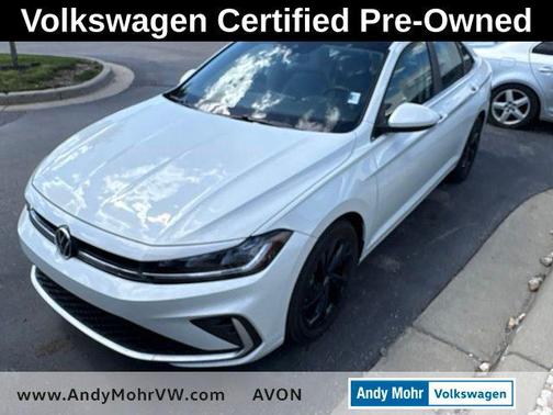 Opal White 2025 Volkswagen Jetta 1.5T SE