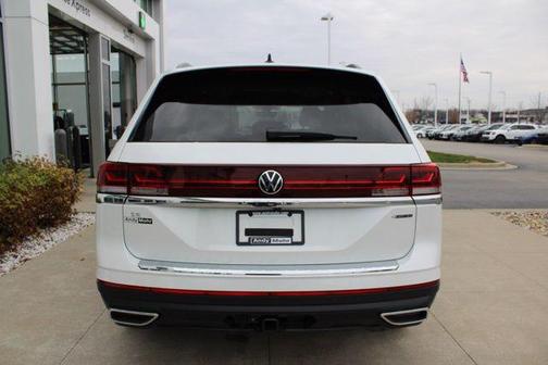 2026 Volkswagen Atlas 2.0T SE w/Technology 4MOTION
