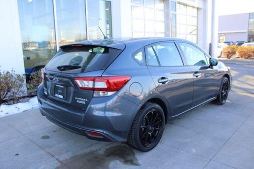 2017 Subaru Impreza 2.0i